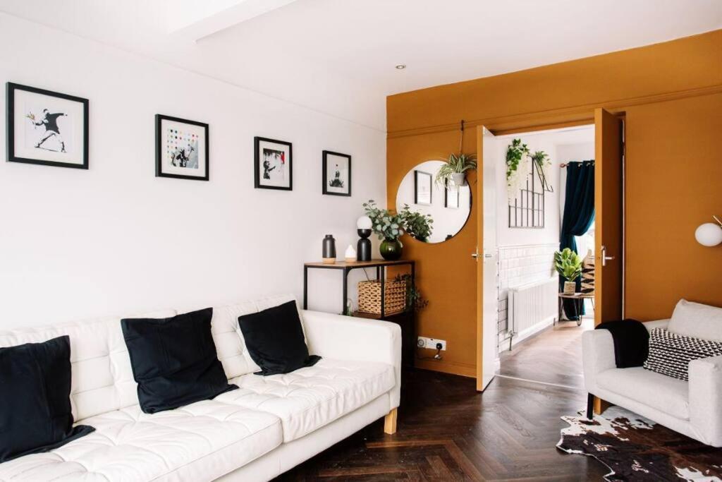 Modern & Stylish In The Heart Of * Белфаст